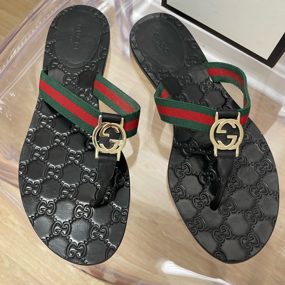Gently used Gucci sandals, great condition, Sz 39 1/2 🇮🇹